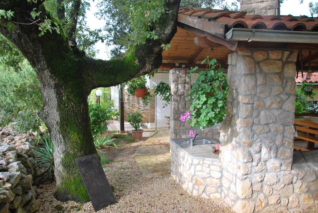 Apartments Barbara Pinezići Exterior foto