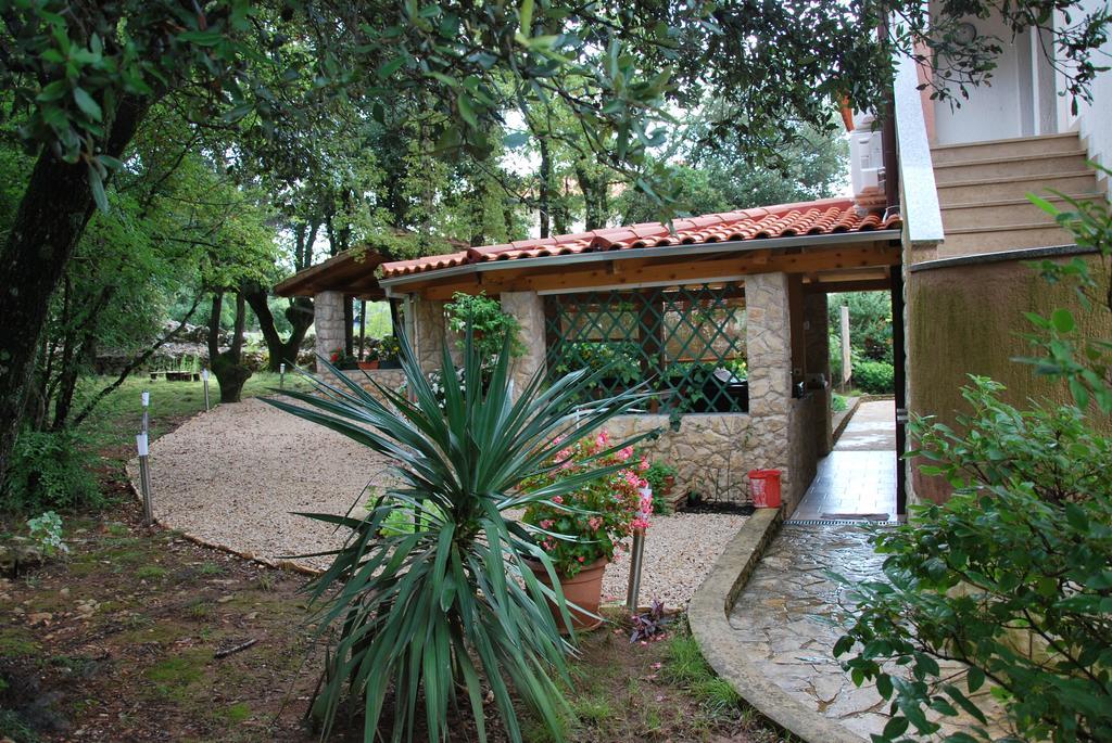 Apartments Barbara Pinezići Exterior foto