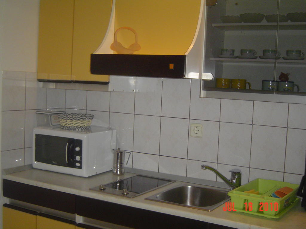 Apartments Barbara Pinezići Zimmer foto