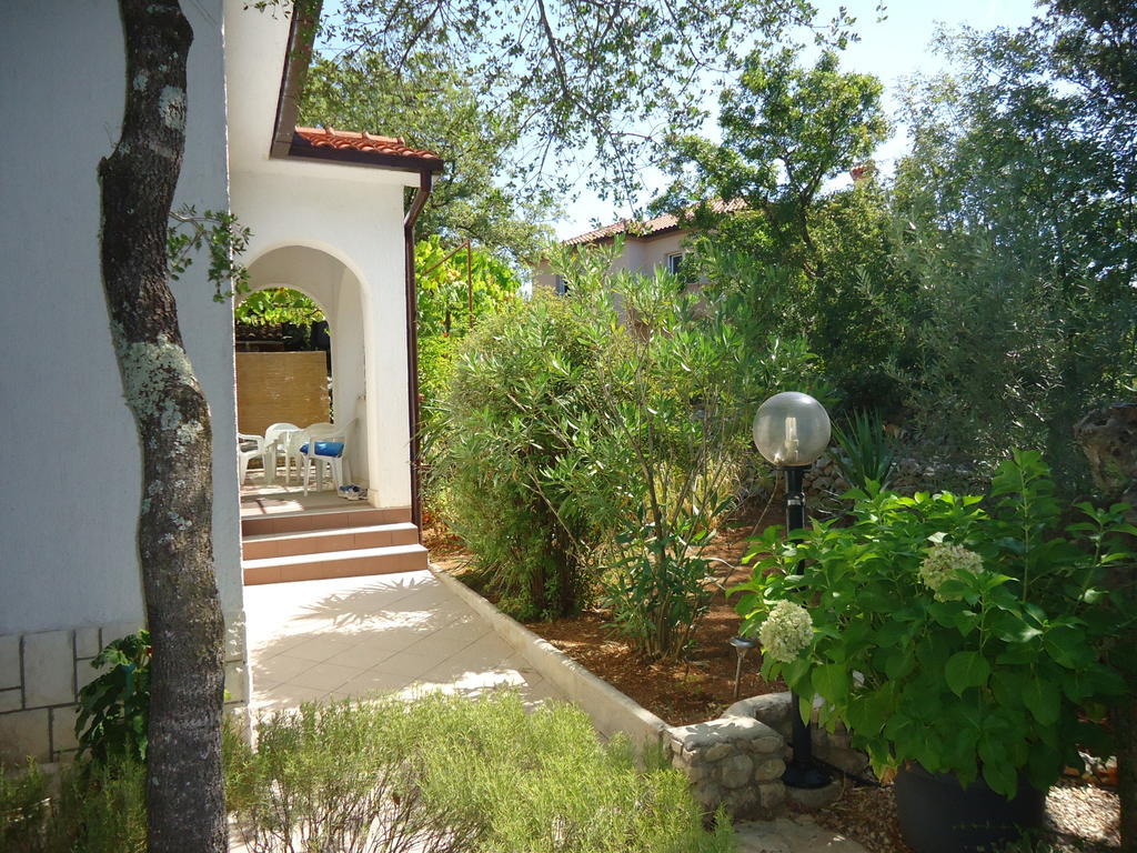 Apartments Barbara Pinezići Exterior foto